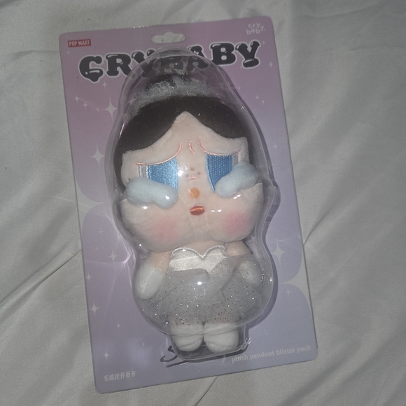 POP MART Accessories - Pop Mart Crybaby Plush Pendant